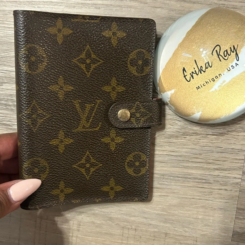 SOLD Louis Vuitton Monogram Agenda PM/Passport Holder - Picture 1 of 9